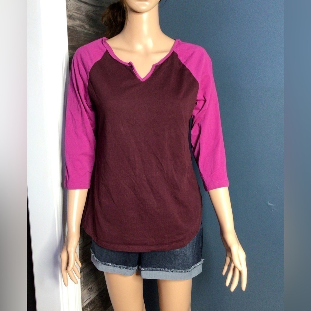 Women's Purple and Pink Raglan Sleeve Top Large. (0111)